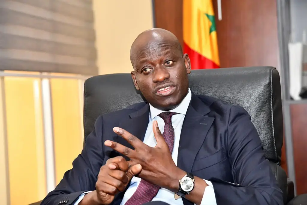 Êtes vous au courant M le Président que les droits constitutionnels de jeunes sénégalais sont actuellement bafoués?