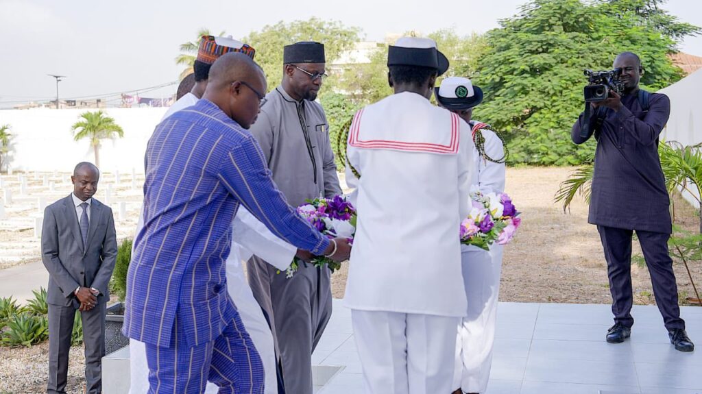 Vers l’abandon du terme « tirailleurs sénégalais » : Ousmane Sonko plaide pour une nouvelle…