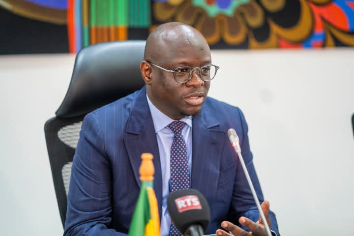 Devant les députés, Cheikh Diba défend un budget 2026 axé sur le redressement et la souveraineté économique