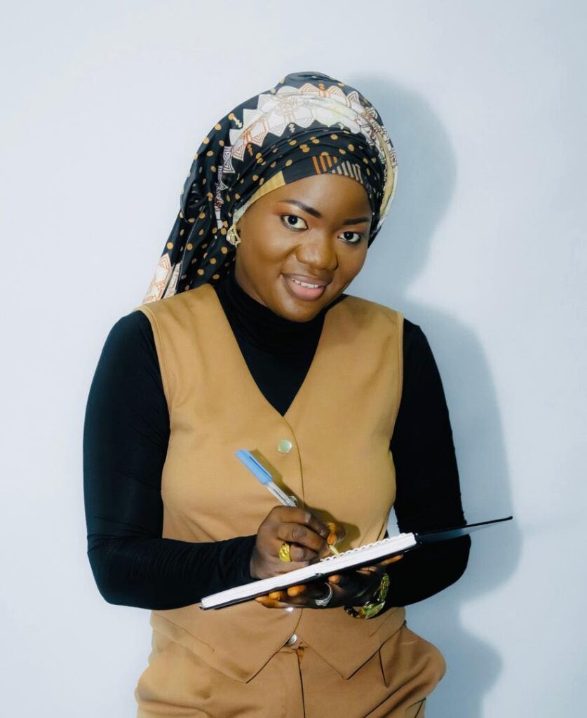 Monsieur El Hadj Ndiaye, PDG de la 2STV et porte-parole autoproclamé de « Sénégal Demain », vous permettez ?