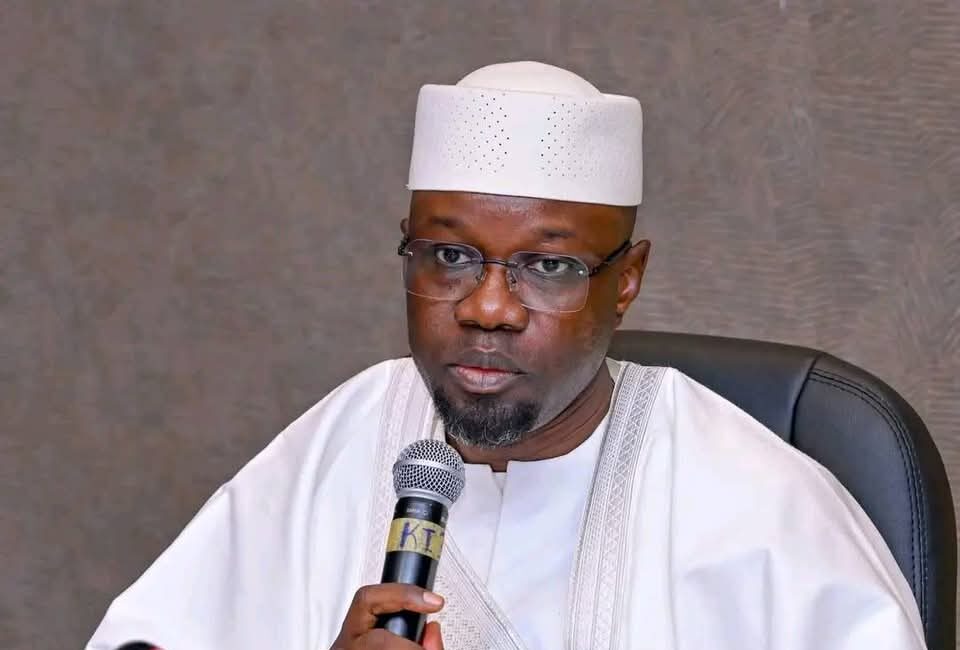 Mission à Abu Dhabi : Le Premier ministre Ousmane Sonko est rentré ce lundi soir a …