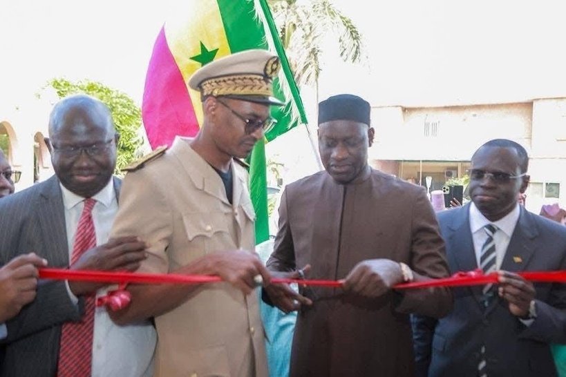 Dakar : le maire Abass Fall inaugure le nouveau service d’urgence de l’hôpital Abass Ndao et offre ses indemnités à la maternité