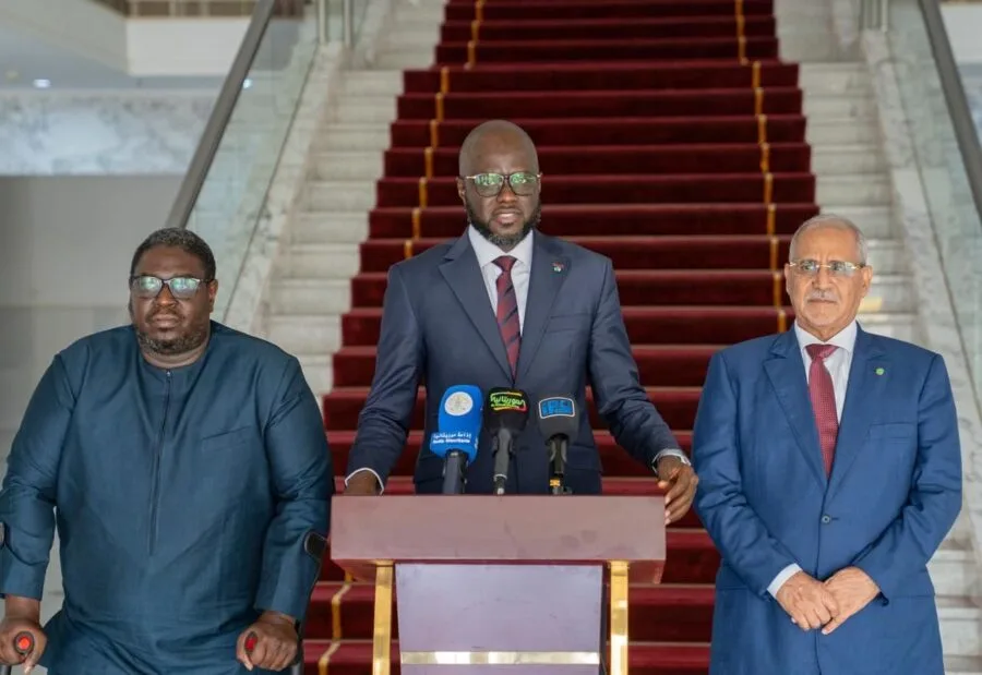 En visite officielle en Mauritanie, El Malick Ndiaye reçu par le Président Ghazouani
