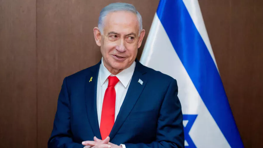 Netanyahu raille les fausses informations le visant sur les réseaux sociaux