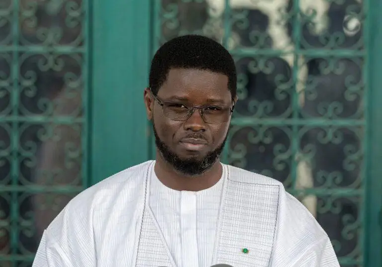 Prière à la Grande Mosquée : le chef de l’État appelle à renforcer la solidarité nationale