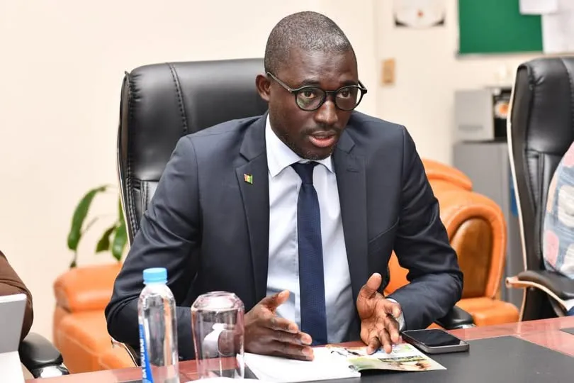 Le Directeur des Archives du Sénégal claque la porte après le limogeage de Sonko